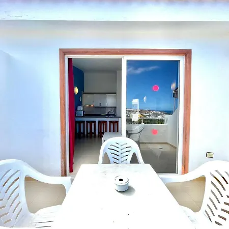 Apartment Modern Mp With Wifi, Pool, Beach In Tenerife South