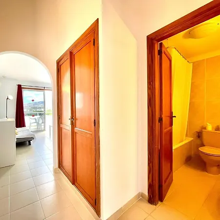Appartement Modern Mp With Wifi, Pool, Beach In Tenerife South