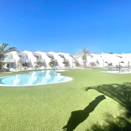 Modern Mp With Wifi, Pool, Beach In Tenerife South 阿德耶